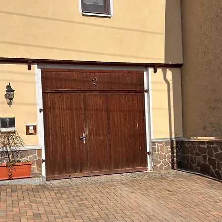 Am Schleizer Dreieck Apartment Schleiz